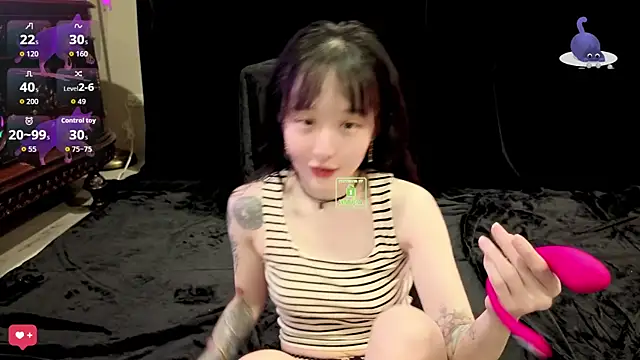 Etherealcat33's Live XXX Chat