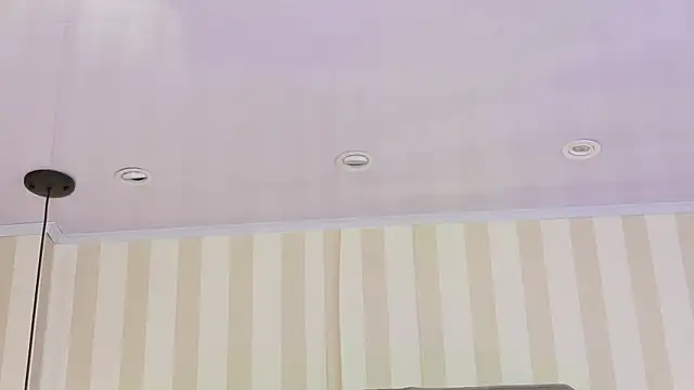 RoxiPlace's Live XXX Chat