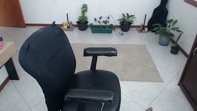 charlottezoe15's Live XXX Chat