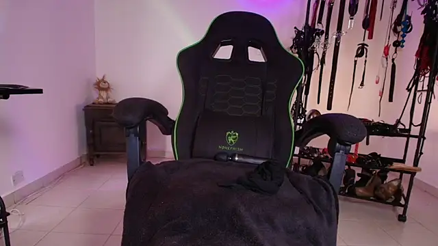 XXX chat uživo modela ariannaconnor_