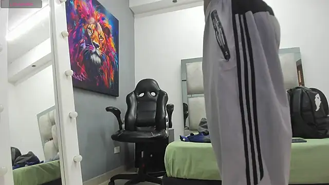 Živý XXX chat khris__evans