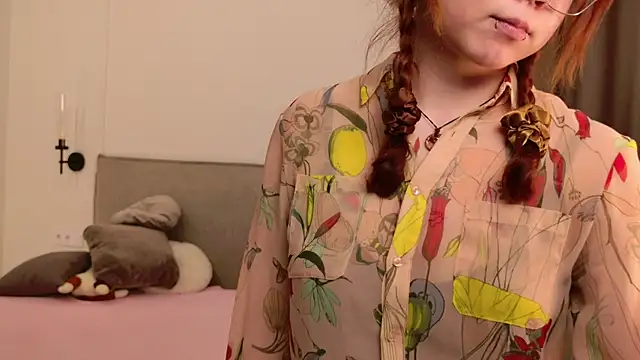 A_Lot_of_Bunny Adlı Modelin Canlı XXX Sohbeti