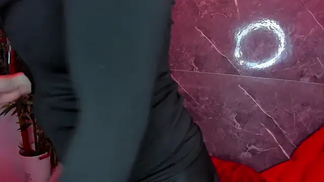 melannierosse_'s Live XXX Chat