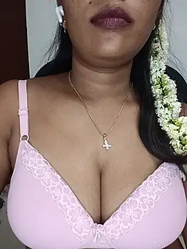 Czat XXX na żywo – Tamil_kavinila