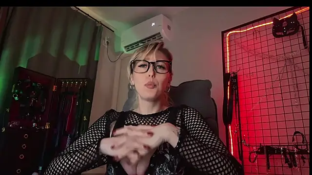 Webkamerová show Liya_Liss