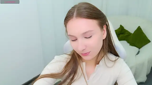 Kitty_fors' Live XXX Chat