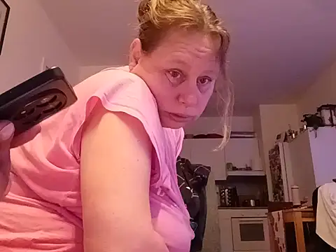 Jahudka47 Live XXX-Chat