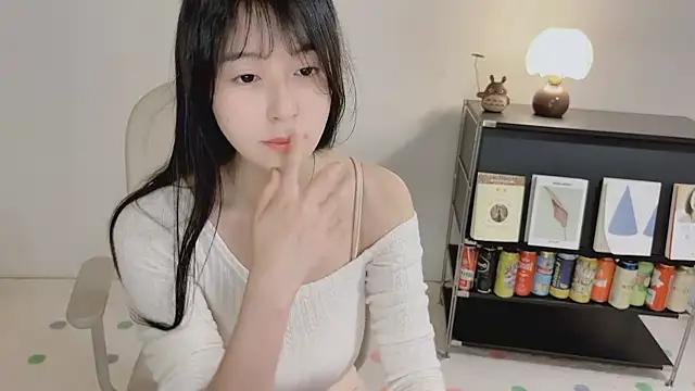 Onechestnut live XXX chat