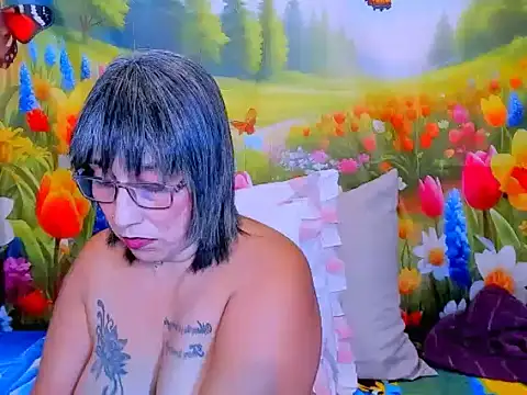 indianroxy Chat XXX live