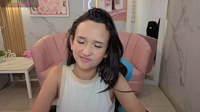 bella_vibess_s' Live XXX Chat