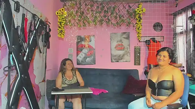 lesbiancuple's Live XXX Chat