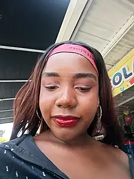 Eva_Johnss Adlı Modelin Canlı XXX Sohbeti