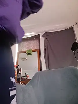 ChuckyyDee Webcam show