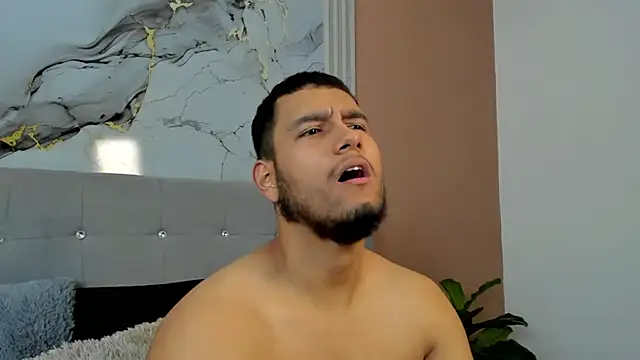 Chat +18 de ander_montoyaa ao vivo