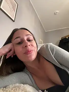 ChiaraSommer's Webcam Show