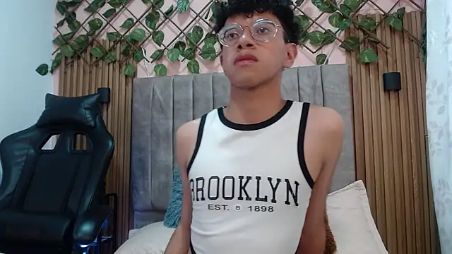 Ateneaa_jo Webcam show