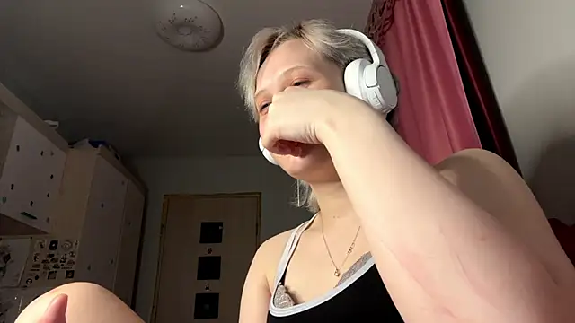 Živý XXX chat CuteLilit