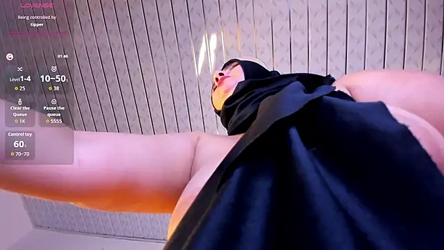 HijabiMilff's Live XXX Chat