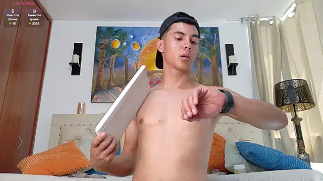 Chat +18 de Adams_ricci ao vivo