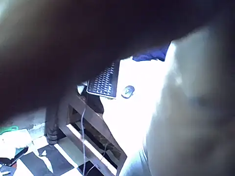 Leebwoy20 Show in webcam