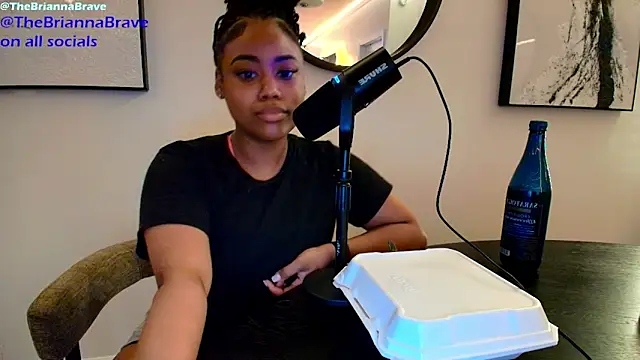 BriannaBrave's Webcam Show