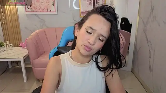 bella_vibess_s' Live XXX Chat