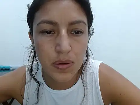 SarahFriendly's Live XXX Chat