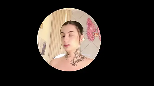 Lilith_Ink99's Live XXX Chat