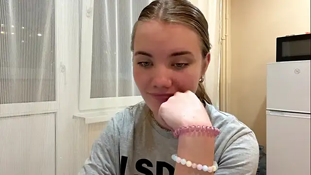 Chatroom XXX en direct de doana_bebriti