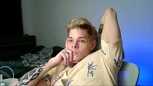 DENIS_HERE 现场XXX聊天