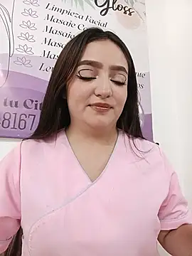 JUANITA-ROJAS' Live XXX Chat