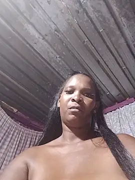 BLACKMALF Adlı Modelin Canlı XXX Sohbeti