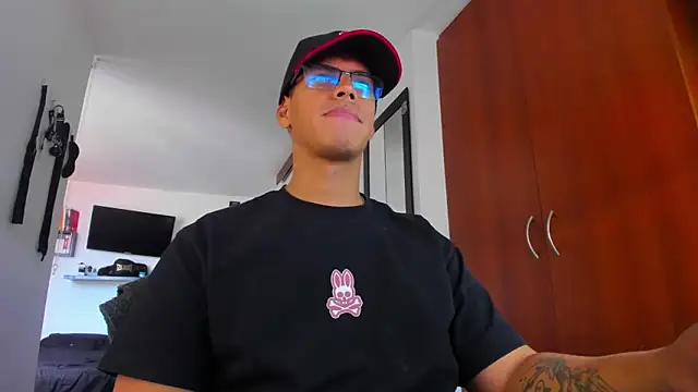 _John_Boy_ 在線直播表 演