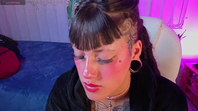 Chat XXX Live _sharlotte777