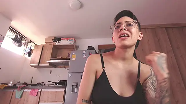 Cutie_Shy_'s Live XXX Chat
