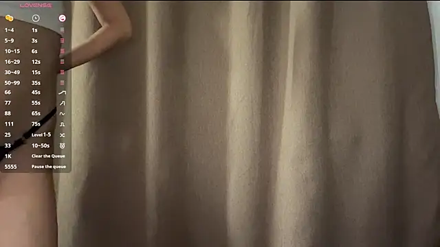 Ur_neighbor_Kira Adlı Modelin Canlı XXX Sohbeti