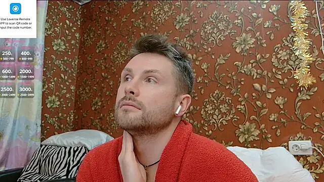 MartinBrandon's Live XXX Chat