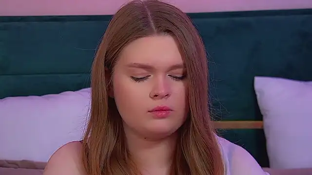 CrystalLyons Live XXX-chat