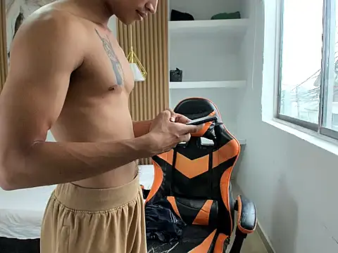 عرض كام kenshi_roa