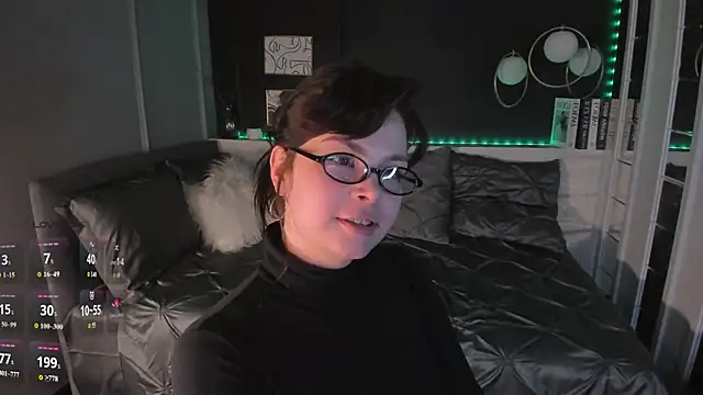 Maykinkya live XXX chat