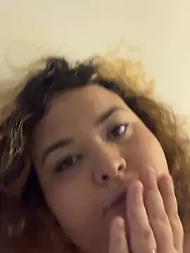 valentinnyn Live XXX chat