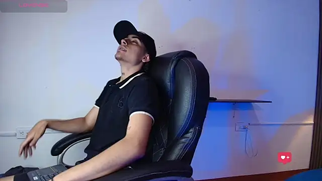 mohamed_malik webcam show