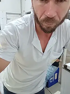 Chat +18 de RobertoLuiz84 ao vivo