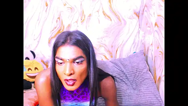 spicybarbie 在線直播表演