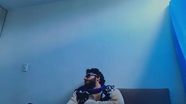 thomas_gun লাইভ XXX চ্যাট