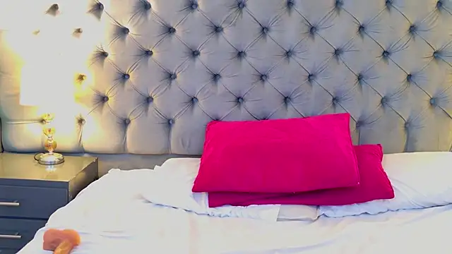 SamantaG's Live XXX Chat