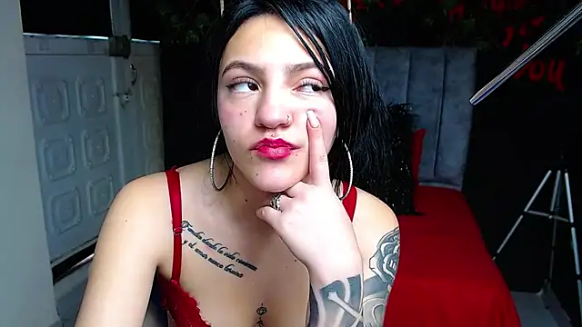 Violettasquirt Live XXX-chat