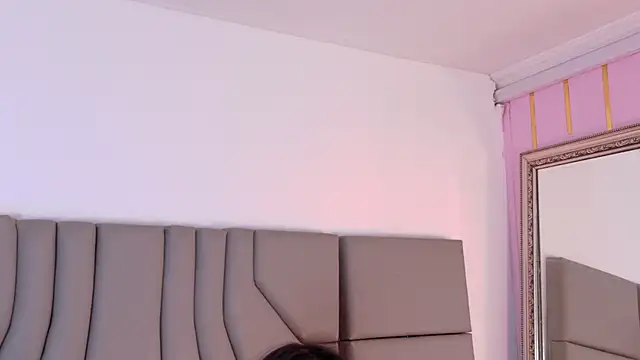 ParanoidTemptaion_'s Live XXX Chat