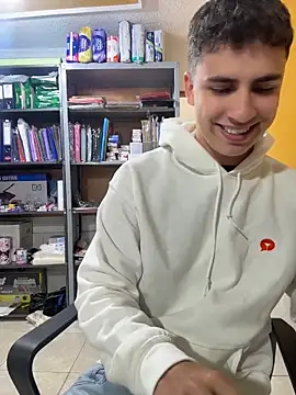 AdrianRinaldin Live XXX chat