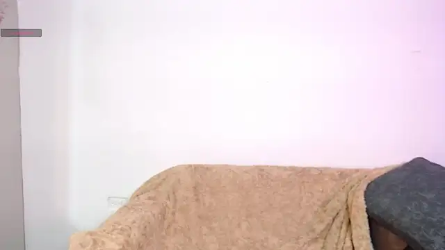 chloe_peach_'s Live XXX Chat